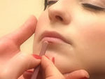 Sminkleck�k - 3. r�sz: a sz�jkont�r megh�z�sa r�szlet